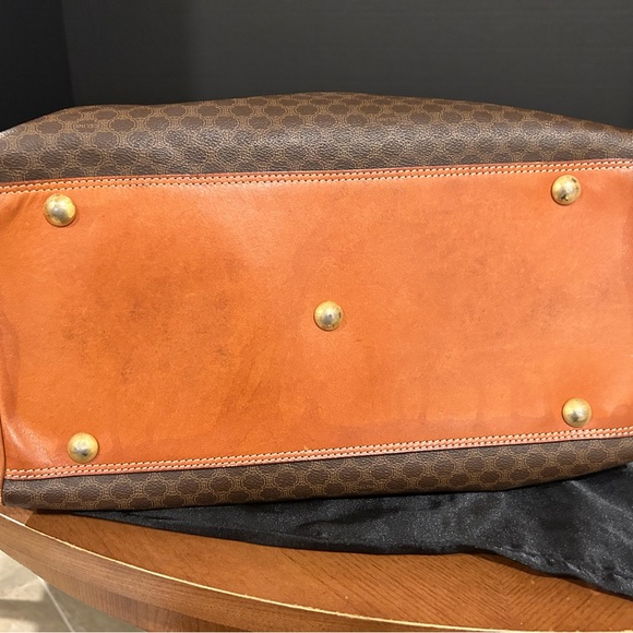 Celine Duffle Bag call out..slight rubbing on edges..Dimensions:17.5W/9inH/7inD - Picture 3 of 16